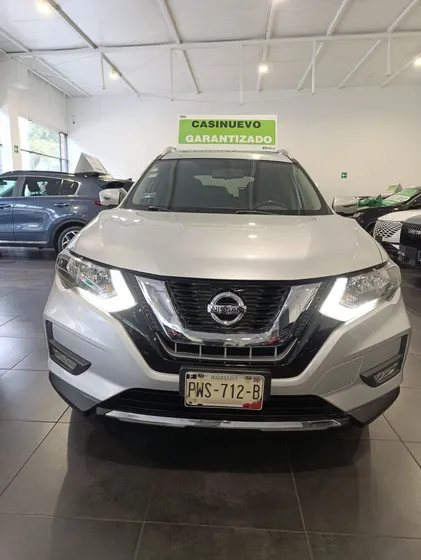 Nissan X-trail 2.5 Advance 3 Row Cvt