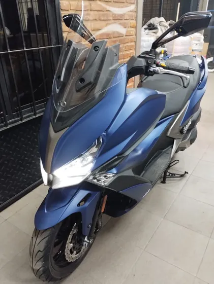Kimco S 400i