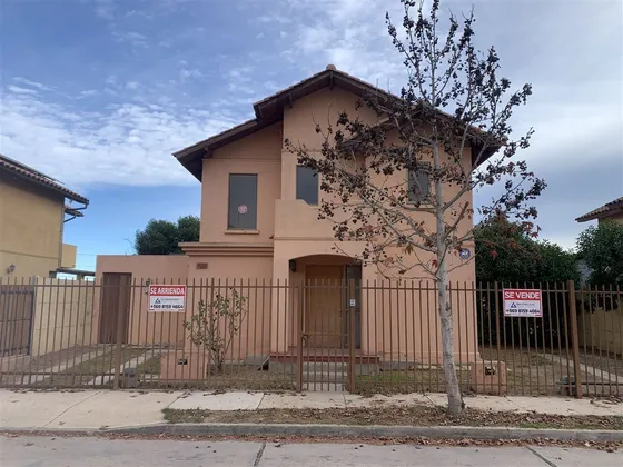 Casa En Arriendo De 4 Dorm. En La Serena