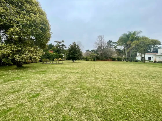 Terreno En  Calle De Las Rosas Rincon Del Indio 