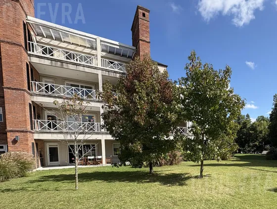 Departamento De 2 Ambientes En Alquiler En Tortugas Ii