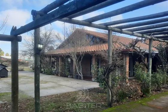Hermosa Casa Colonial A Solo Tres Km. De Curicó (37622)