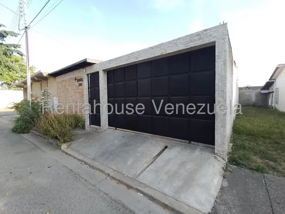 Casa En Venta En El Bosque Cagua, Fvina 25-14698