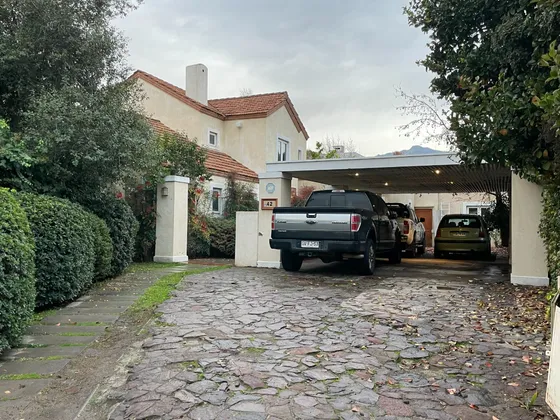 Maravillosa Casa En Venta En Piedra Roja, Colina!