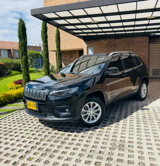 Jeep Cherokee 3.2 Longitude Plus