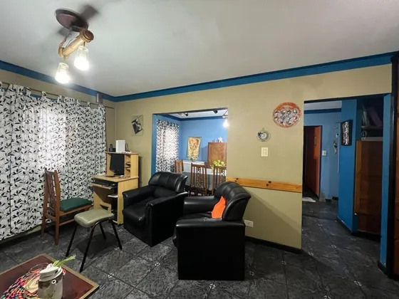 Departamento 5 Ambientes En Venta - Barrio Piedrabuena Esc. 38a