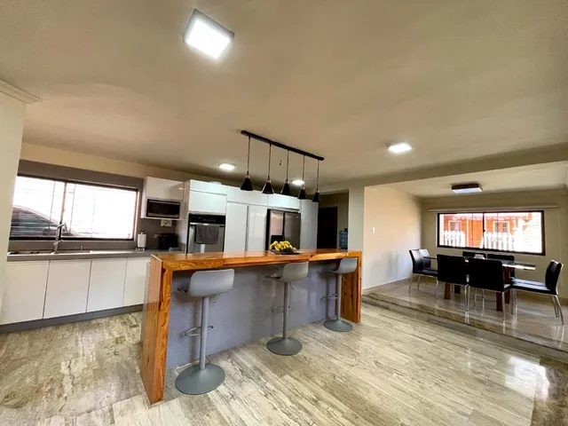 Grabiela R. Vende Casa Urb Prebo 2. Calle Cerrada 