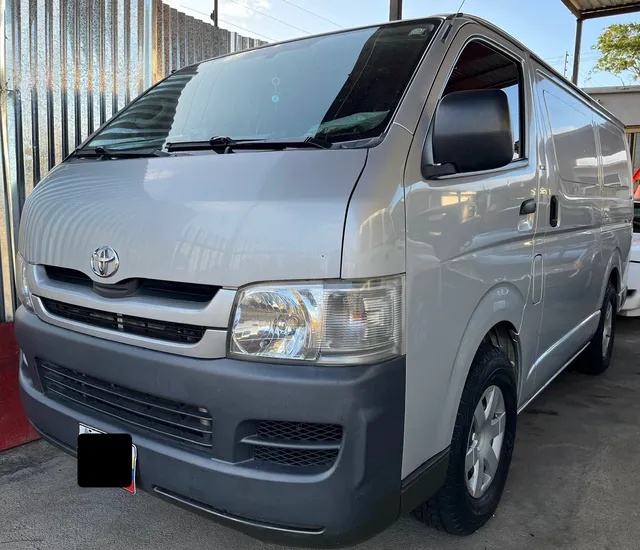 Toyota Hiace Carga Y Pasajeros