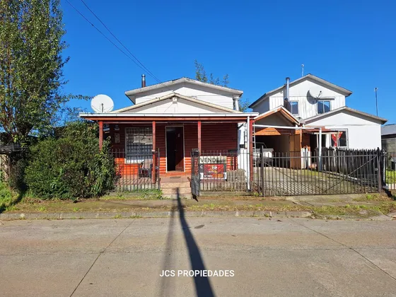 Vende Amplia Propiedad Con 2 Casas Villa Gabriela Mistral Se