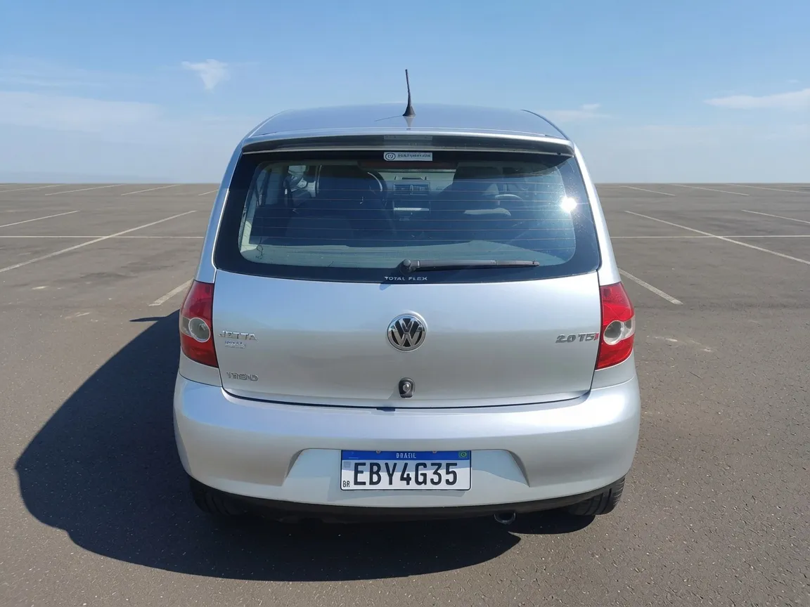 Volkswagen Fox 2009 1.0 Vht Trend Total Flex 3p — foto 2