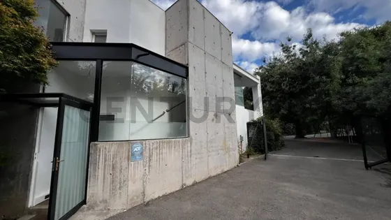 Excelente Oportunidad Local Comercial En La Dehesa