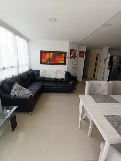 Vendo Apartamento En La Almería, Laureles. (ro)