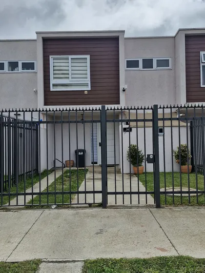 Casa Amoblada Con Buena Conectividad Cerca De Colego Y Super