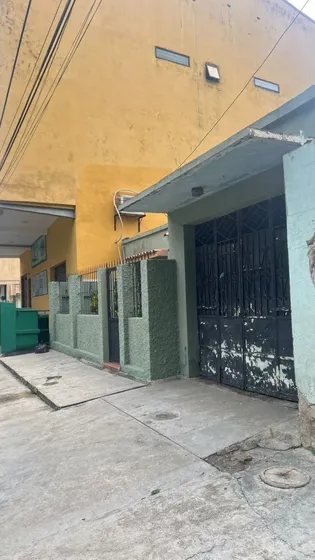 Venta De Casa En Casco Central De Naguanagua A Remodelar Lm