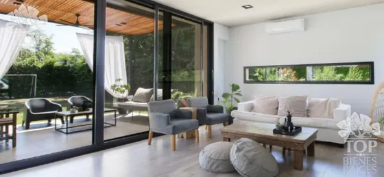 Casa-venta-barrio San Matías-escobar