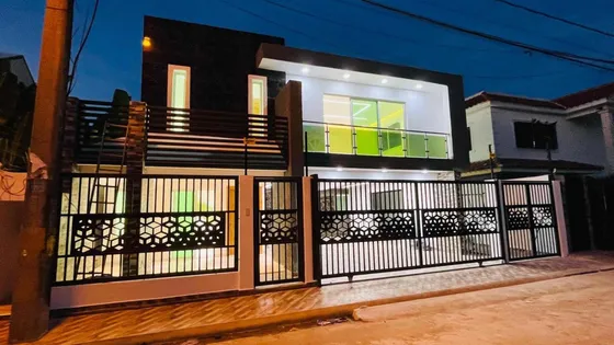 Vendo Lujoso Y Amplia Casa Con Piscina Prado Oriental