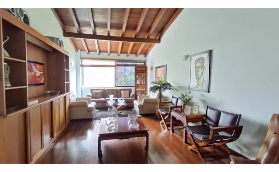 Venta De Apartamento En El Poblado, Santa Maria De Los Angeles
