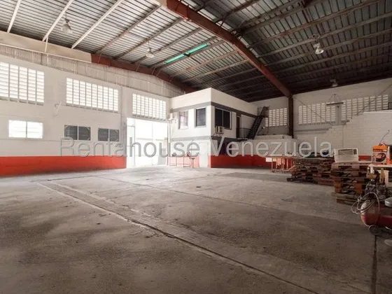 Norgelin Diaz Alquila Galpón En La Zona Industrial De Barquisimeto Estado Lara Cod.25-16210