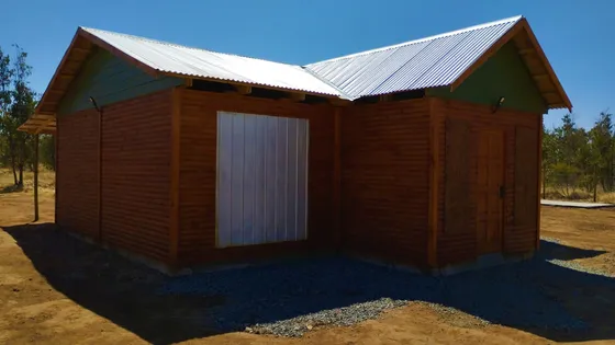 Vendo Terreno Con Casa 3d 2b En San Nicolas   Con Rol