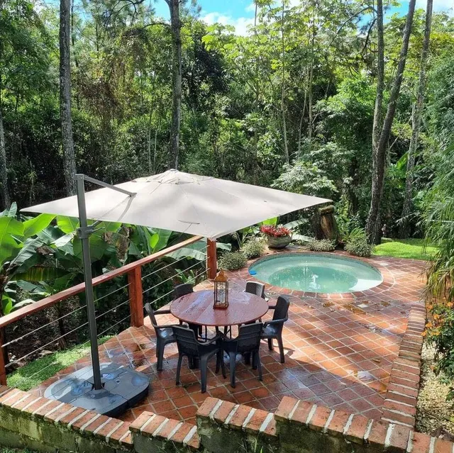 Venta Casa En Jarabacoa De Seis (6) Habitaciones. Us$250,000
