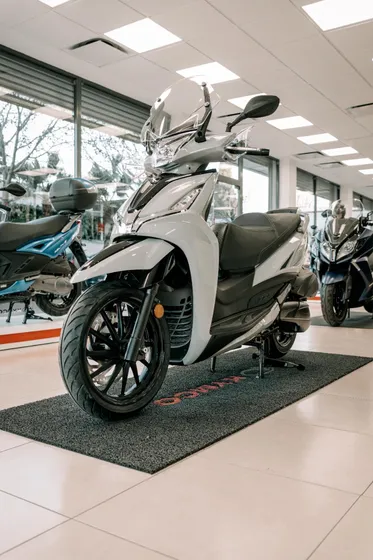 Scooter Kymco Agility 300 0km 2025 - Resonancias Motos