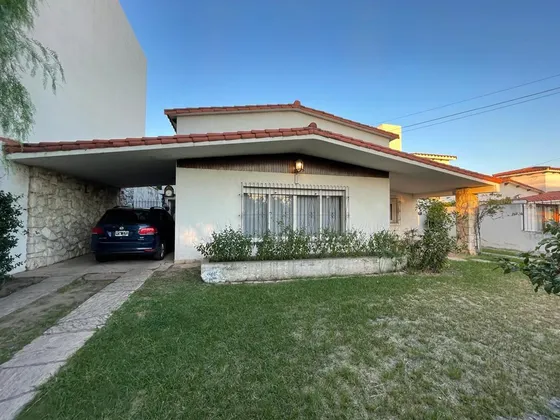 Tejeda - 1 Planta - Uso Comercial - 3 Dorm - 800m2