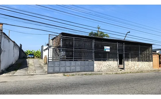 Vende Local En Las Llanadas. V22-036slla-igod