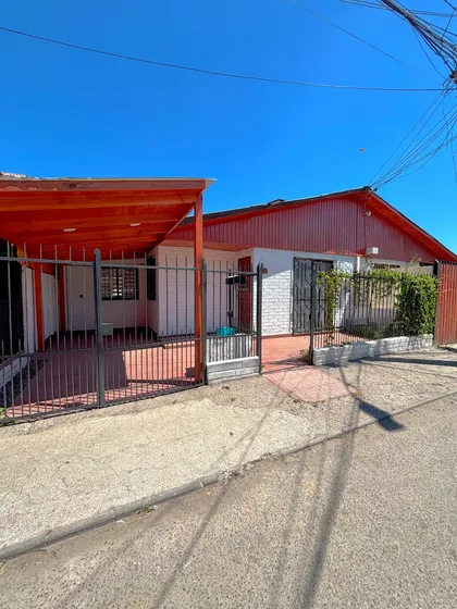 Oportunidad En Maipú, Amplia Casa De Un Piso