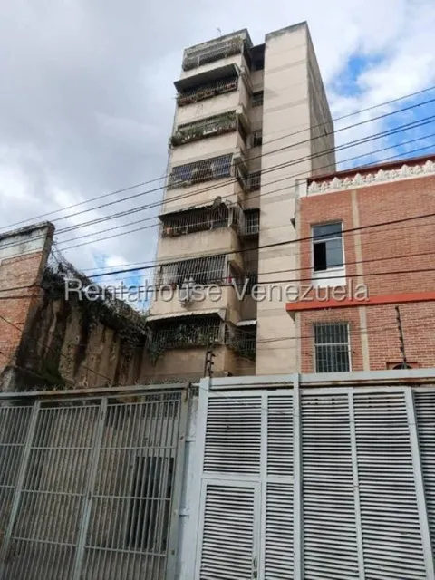 Te Lo Tengo Apartamento En Venta En Parr. Santa Teresa 25-16021 Mar