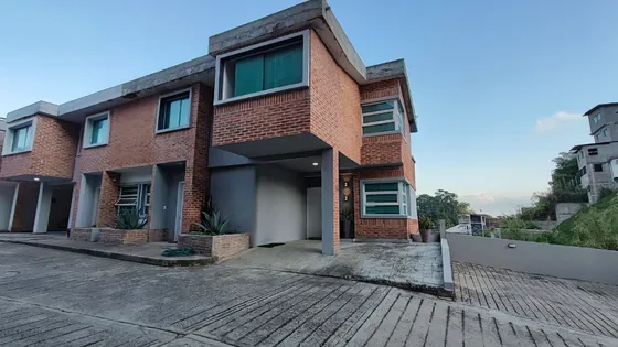 Townhouse En Venta Residencia Estancia Parque El Retiro, San Antonio De Los Altos