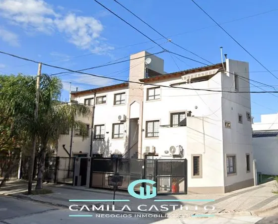//venta// Duplex Ramos Mejia - 2 Amb 1/2 - ¡ Con Balcon ! Y Cochera 
