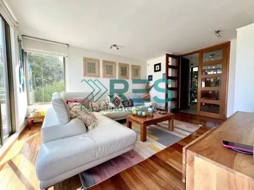 Casa En Venta De 4 Dorm. En Lo Barnechea