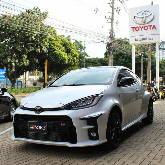 Toyota Gr Yaris 1.6 L
