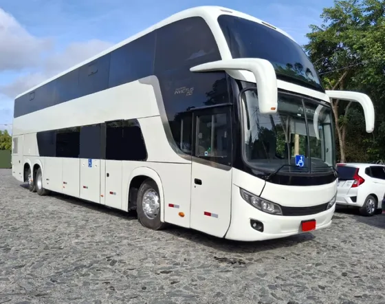 Ônibus Comil Campione Invictus Dd Leito Super Luxo  Seminovo