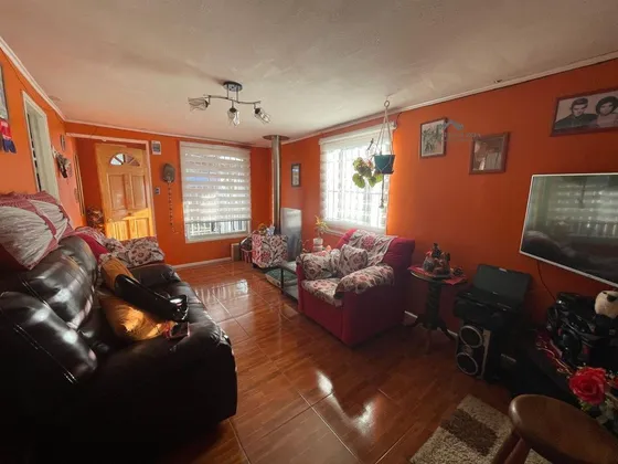 Casa En Curacautín, 3 Dormitorios Y Cocina Americana