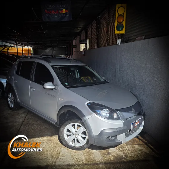 Renault Sandero Stepway 1.6 Privilege 105cv