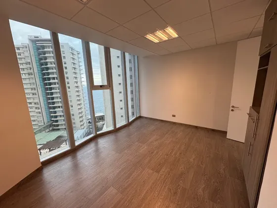 Gran Oficina Bosques De Montemar - 35 M2 - Estacionamiento