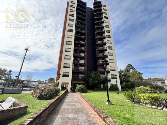 Departamento 3 Ambientes  Con Cochera En  Venta  En Quilmes