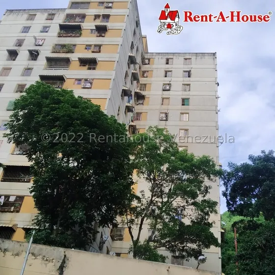  Venta De Apto En El Paraíso #23-6739