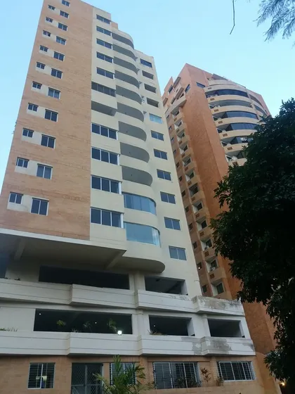 Bonito Apartamento En El Parral Valencia Altos Del Parral 