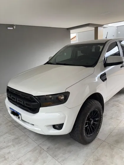 Ford Ranger 2.2 Xls Cab. Dupla 4x4 Aut. 4p