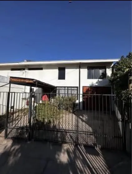 Casa A Pasos Del Terminal En Condominio Cerrado