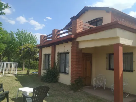 Hermosa Casa Cerca Del Rio