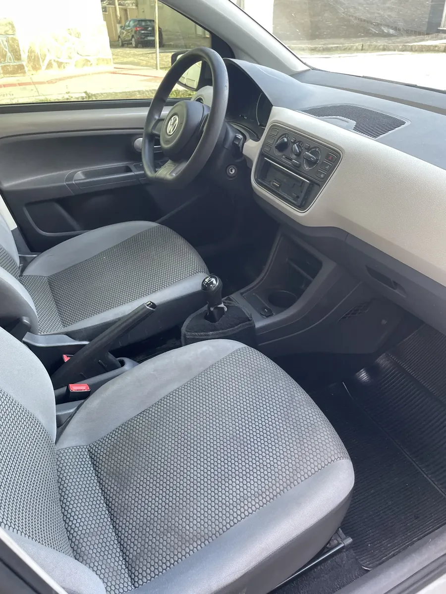 Volkswagen Up! 2015 1.0 Move 5p — foto 4