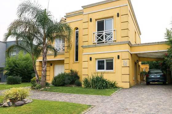 Casa  Venta En Nuevo Quilmes 