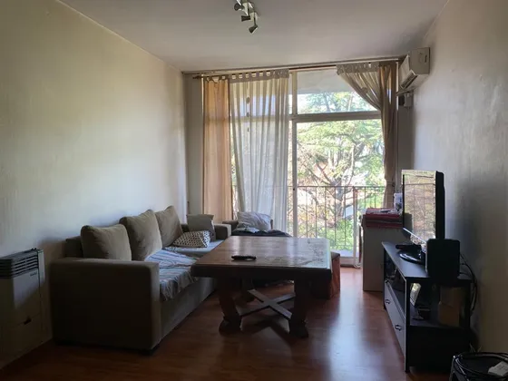En Venta En Ciudad Jardin Departamento De 4 Ambientes Frente   F: 9534d