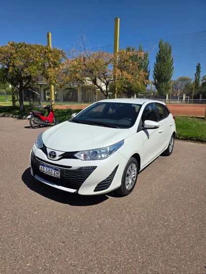 Toyota Yaris 1.5 107cv Xs