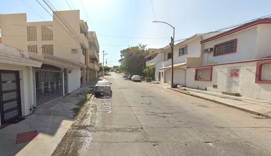 Se Vende Casa De Contado En Recuperacion Bancaria En Lomas De Guadalupe, Culiacan, Sinaloa ! Efectivo Jmjc27