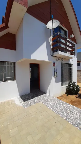 Se Arrienda Casa En Quilpué, Sector Las Rosas.