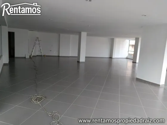 Local En Venta En Parque. Cod V4831